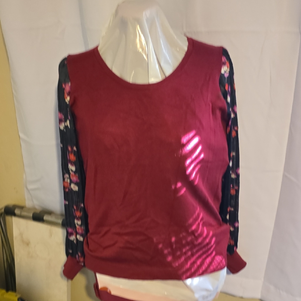 LuLaRoe Maroon Top with Floral Patterned Sleeves